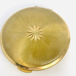 Vintage Kigu of London gold tone compact