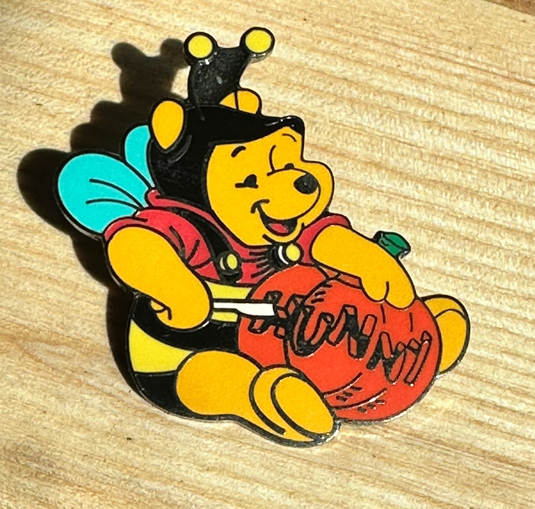 Disney Pin Winnie the Pooh Halloween Costume Carving Hunny Pumpkin 2002 ...