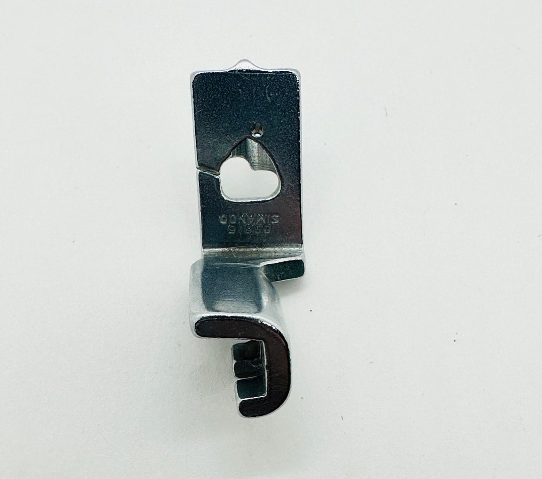 Authentic Vintage Singer Buttonhole Foot Low Shank for 306 319 320