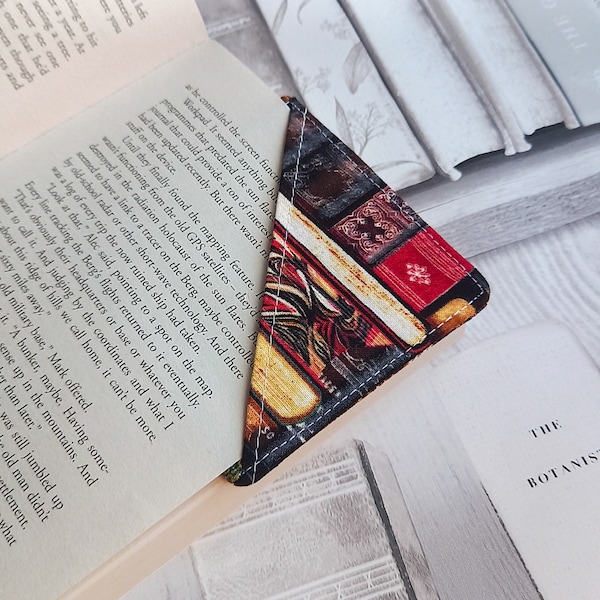 Fabric Corner bookmark, Great book lovers gift for fathers day. Library books pattern. Stocking filler.