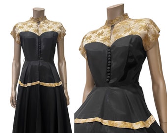 Vintage 1940s Gorgeous Dress In Excellent Condition