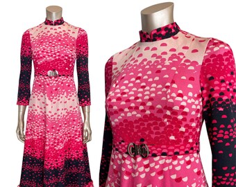 Vintage 1970s Belted Ruffle Bottom Dress