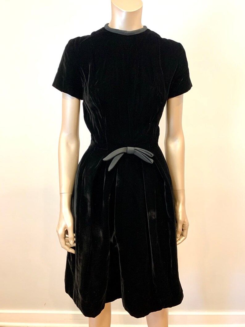 Magnin Velvet Dress Vintage 1960s I