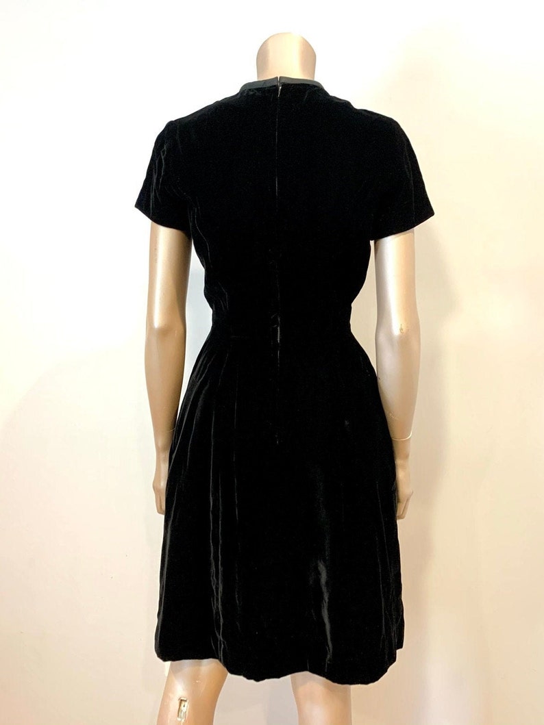 Magnin Velvet Dress Vintage 1960s I