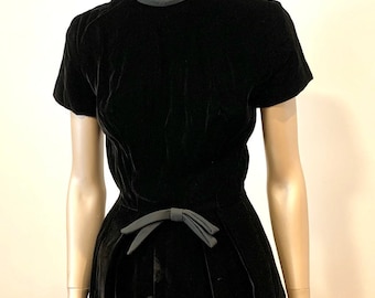 Vintage 1960s I. Magnin Velvet Dress