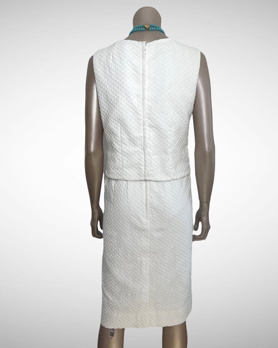 Vintage 1960s Textured White Summer Dress - image 3