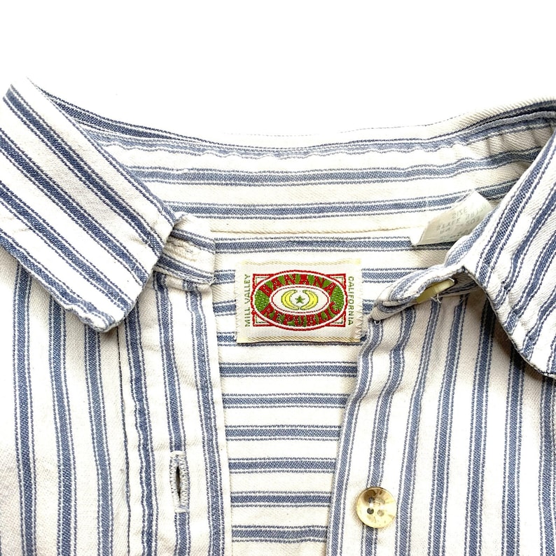 Vintage 1980s Banana Republic Button Down Shirt Mill Valley Label