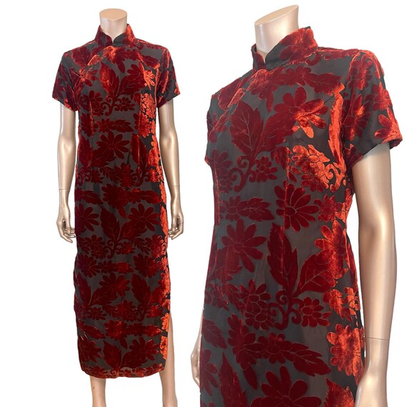 Vintage 1960s Velvet Burnout Cheongsam - image 1