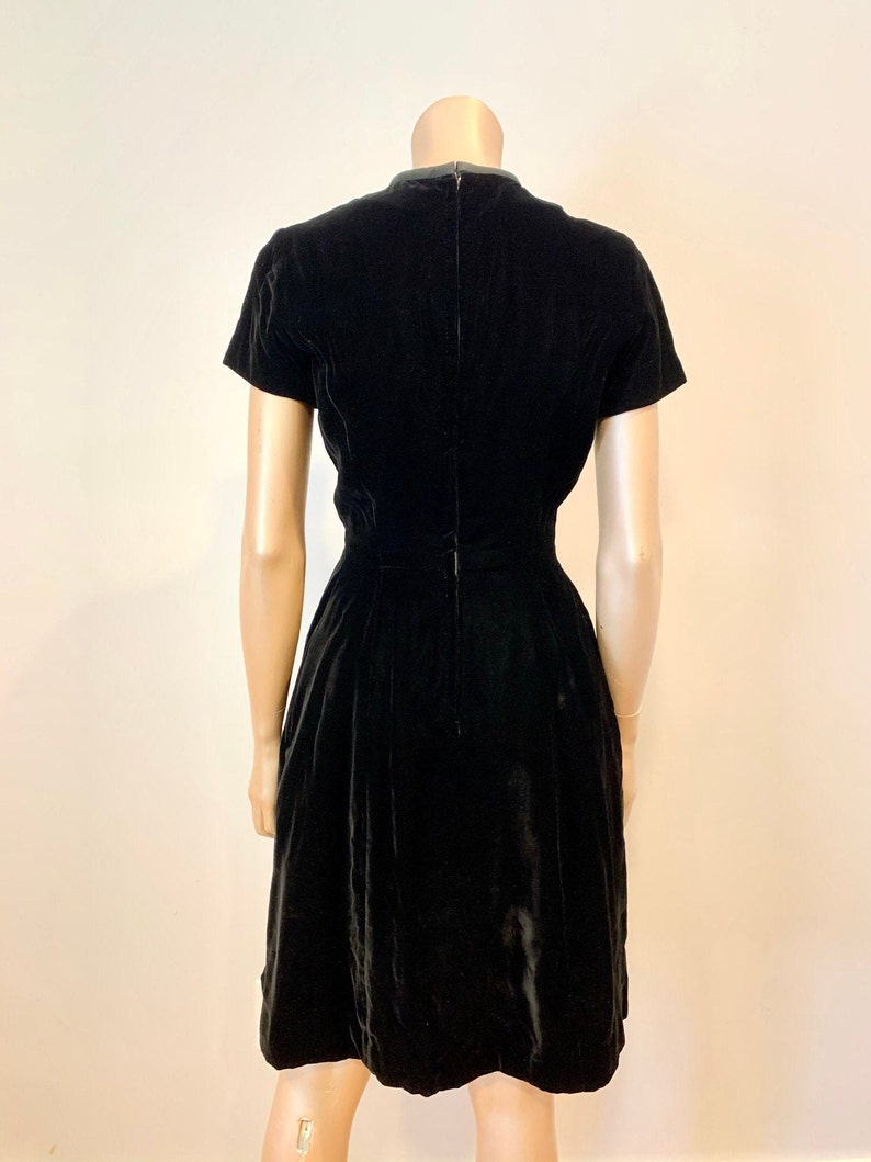 Magnin Velvet Dress Vintage 1960s I
