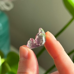 Mini Rainbow Fluorite Cat | Stretching Crystal Cat Carving | 1.5cm Animal Figurine | Focus & Calm | Crystal Totem Gift for Cat Lovers