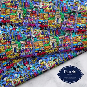 Op de afbeelding: Een naadloos digitaal patroon met Mickey Mouse en zijn vrienden in een kleurrijke, cartoonachtige weergave van New York City. Het patroon bevat iconische bezienswaardigheden zoals het Vrijheidsbeeld, het Empire State Building en de Brooklyn Bridge, allemaal weergegeven in een grillige en speelse stijl.