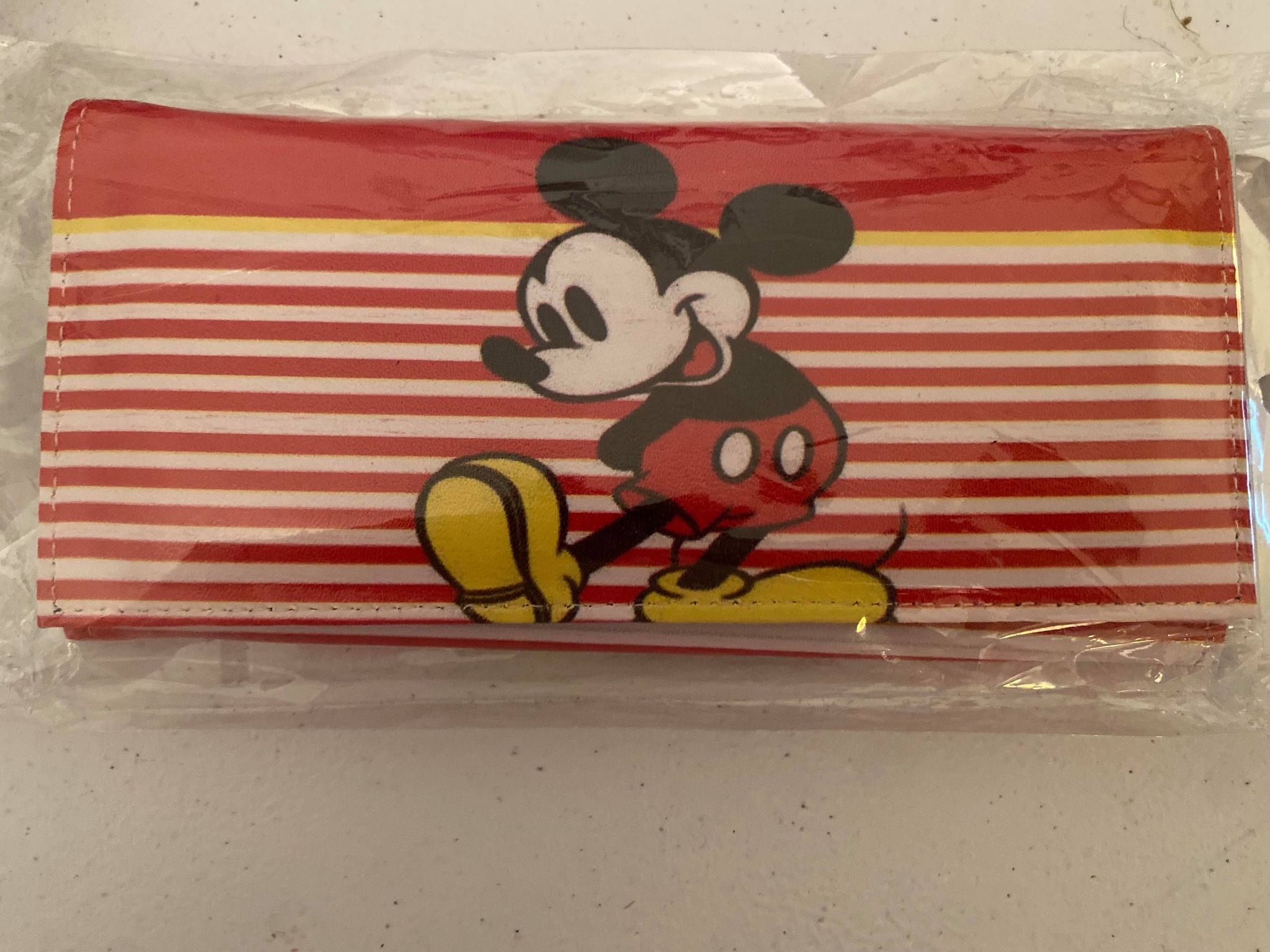 Minnie Mouse wallet Etsy