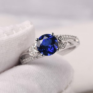 Personalized Sapphire Ring Round Shaped Leaf Statement Ring Silver September Birthstone Ring