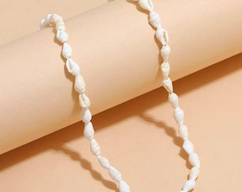 Natural shell necklace