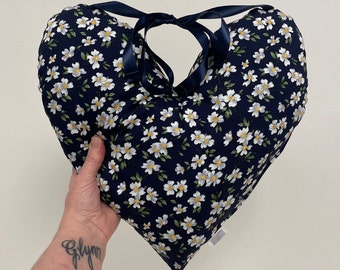 Navy & White Daisies Mastectomy Pillow Large Heart Pillow Recovery Pillow Heart Cushion Breast Cancer Cushion Chest/Top Surgery Pillow