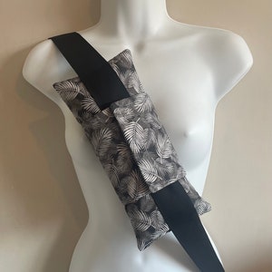 Luxury Leaves Design Seatbelt Pillow 28cm x 13cm Soft Car Pillow Medical Port Cancer Gift Mastectomy Pillow Chemo Chest Pillow Top Surgery