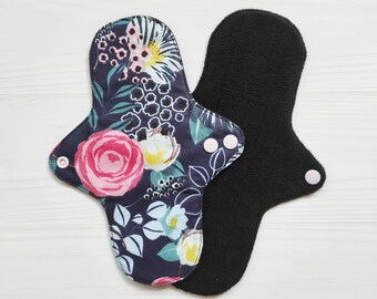 Linge de lit en coton fleuri : protège-slip en flanelle biologique réutilisable