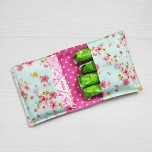 Bolsa de almacenamiento de almohadilla turquesa. Práctico organizador para protectores diarios y tampones. Estuche algodón cero desperdicio.