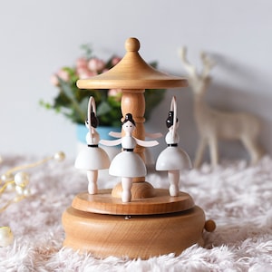 Carillon in legno fatto a mano personalizzato, carillon con angelo danzante, carillon personalizzato, inciso, personalizzato, regalo unico, ricordo speciale