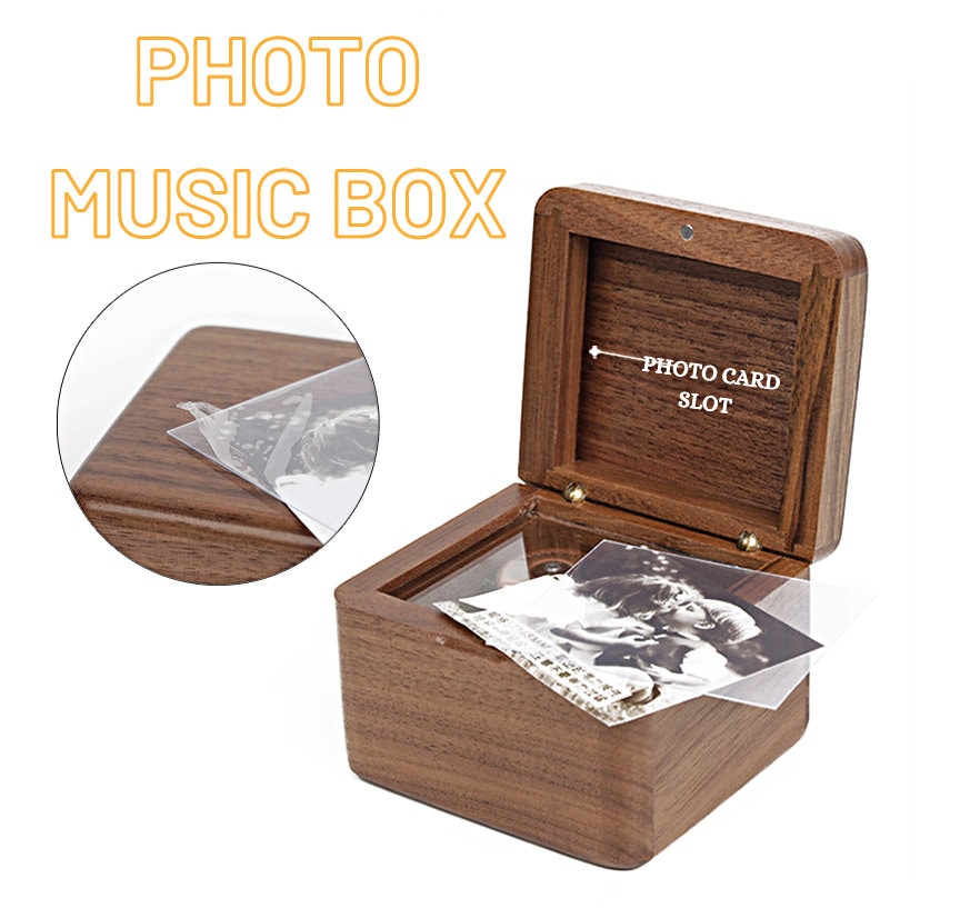 Wood Color Sewing Clockwork Music Box Vintage Mini For Table Decoration