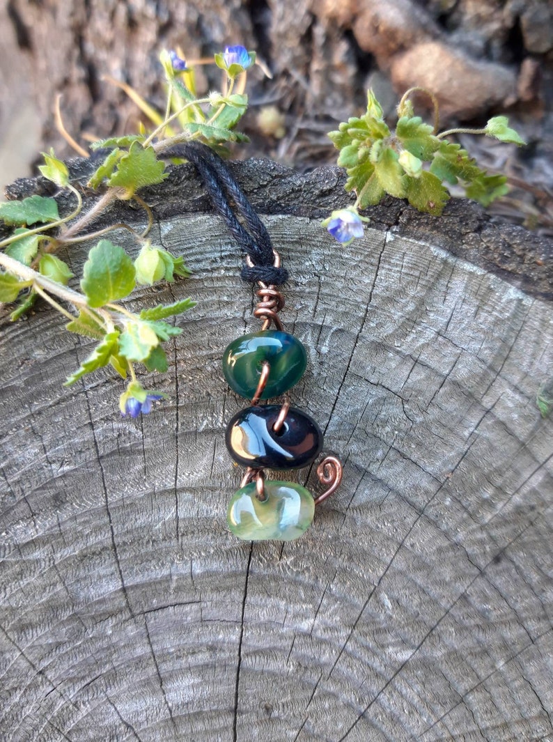 Handmade unique piece Green Agate and Obsidian Pendant