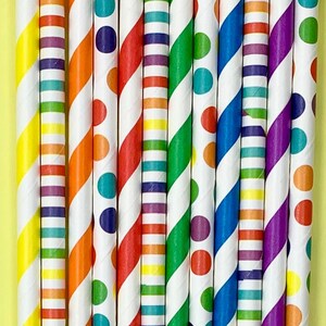 Rainbow party paper straws - circles & stripes