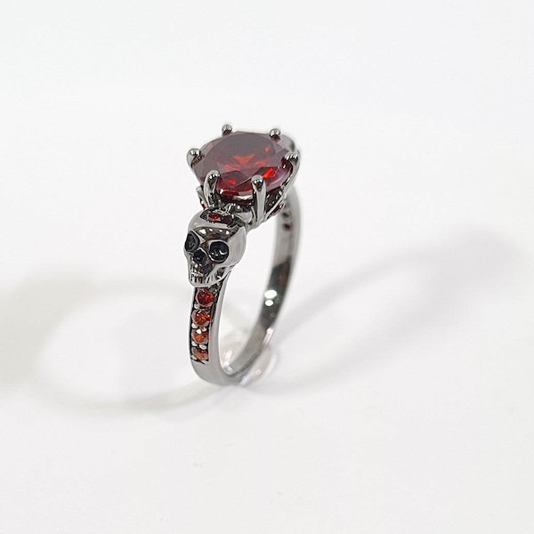 Skull Engagement Ring 2.10CTW Red Garnet Dark Vampire Queen Inspired Skull Ring Wedding Ring 925 Sterling Silver Gun Metal Finish Handmade