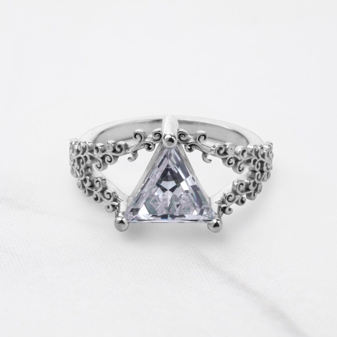Triangle Cut Rings Triangle Cut 2CT Solitaire AAA CZ Diamond Filigree Engagement Ring Art ...