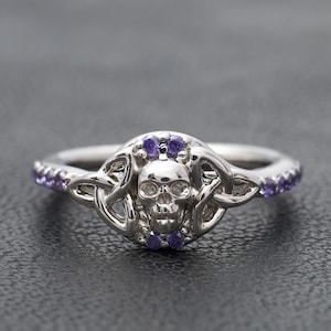 Purple Amethyst Skull Ring 925 Sterling Silver Dainty Skull Engagement Ring for Women, Gothic Jewelry, Celtic Trinity Promise Ring for Her