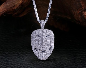 V for Vendetta Mask Necklace Men Boys Iced Out Guy Fawkes Anonymous Mask Pendant with Chain Hip Hop Jewelry Sterling Silver Biker Gamer Gift