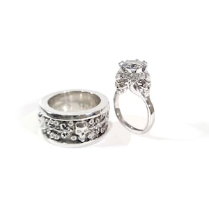 1.95TCW Diamond Skull Engagement Ring Fleur De Lis Skull Band His and Her Matching Couple Wedding Rings Skull Rings Set 925 Sterling Silver