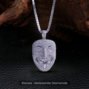 V for Vendetta Mask Necklace Men Boys Moissanite Iced Out Guy Fawkes Anonymous Mask Pendant with Chain Sterling Silver Biker Hip Hop Jewelry