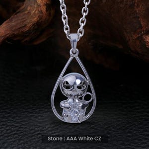 Collar de Halloween con el colgante "Hold My Heart Jack", cadena de 45 cm, plata de ley 925, diamantes de circonita AAA, joyería gótica de Halloween, regalo de truco o trato.