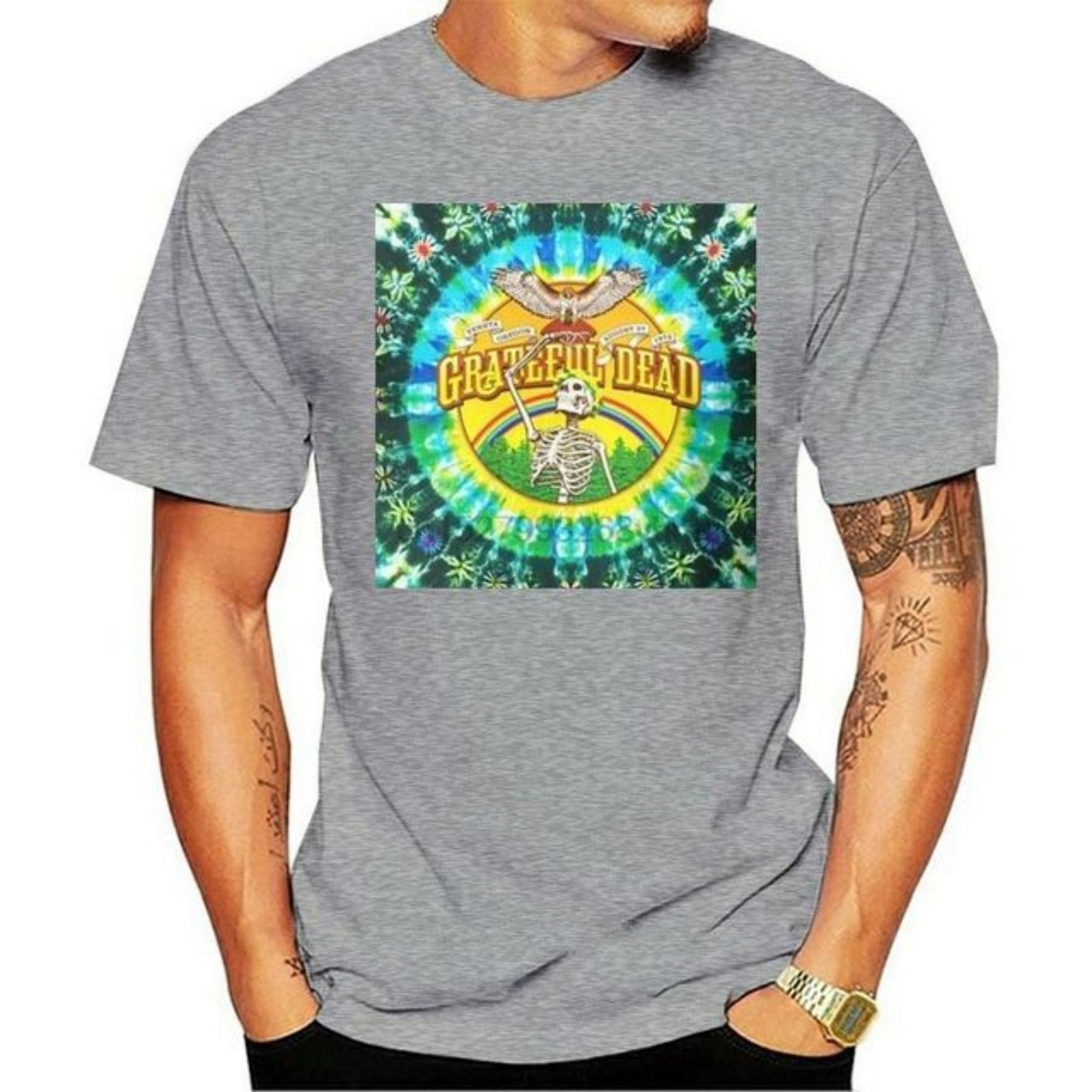 thumb loop shirt