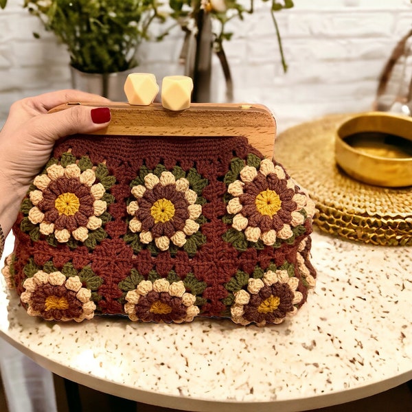 Crochet Granny Square Vintage Crochet Clutch Bag,Handmade Pouch Bag With Wooden Clasp,Crochet Purse Kiss Lock