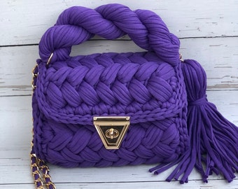 Sac à bandoulière violet au crochet : bandoulière en tricot de coton fait main