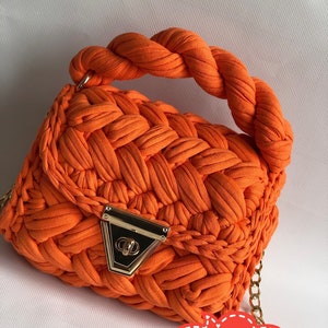Hand Women’ s Crochet Capri Luxury Shoulder Bag