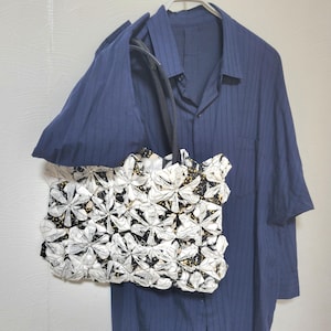 Sac en origami : un sac fabriqué en pliant le tissu Entièrement fait main en provenance du Japon