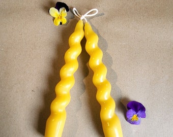 4 spiral candles made of 100% beeswax candles / hand-cast from pure beeswax / approx. 17 cm height, diameter 2.2 cm