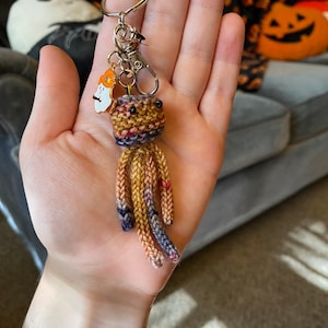 CAMPFIRE FRIEND, Halloween, accessories, Meep, keychain, knitted keychain, AbiNormal Creations, handmade, cute, kawaii, Halloween gifts