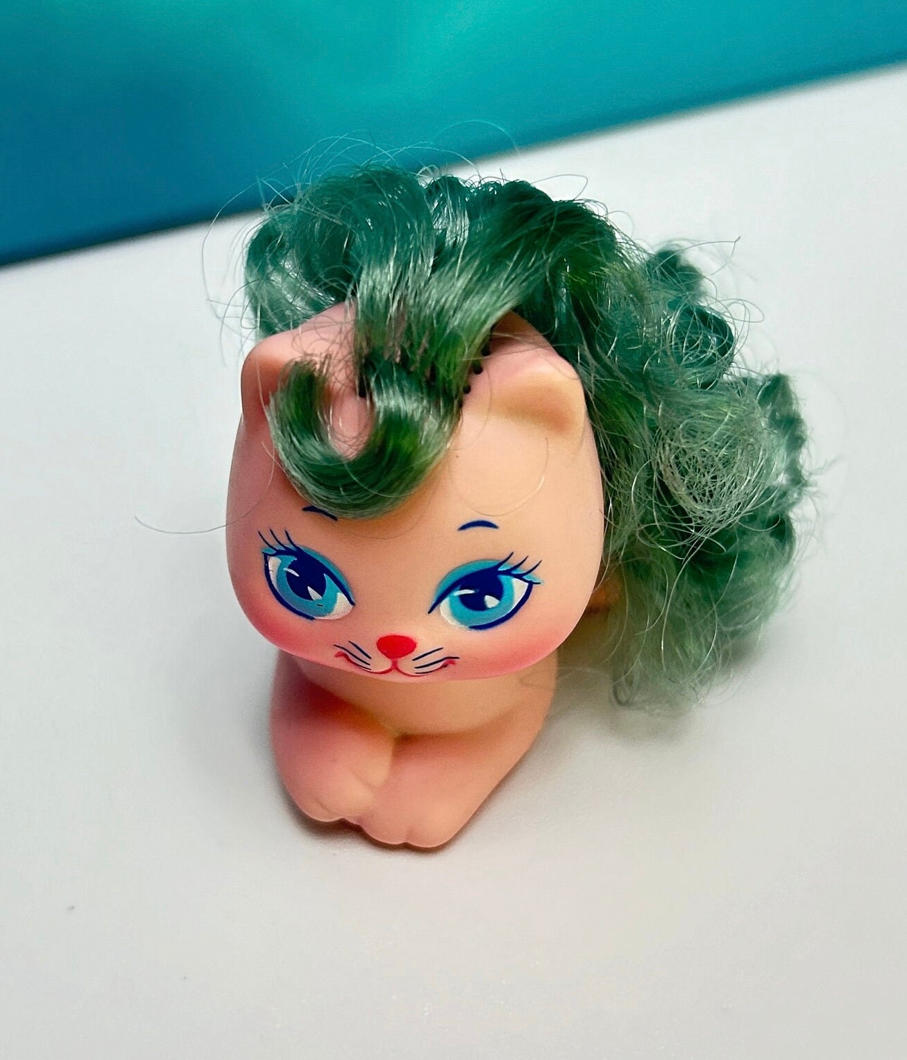 Little Pretty Kitty - Etsy