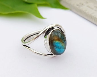 Statement Labradorite Ring\ Handmade Sterling Silver Plated Ring\ Ring For Women\ natural labradorite Ring\ Stackable Ring\ Solitaire ring