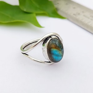 Statement Labradorite Ring\ Handmade Sterling Silver Plated Ring\ Ring For Women\ natural labradorite Ring\ Stackable Ring\ Solitaire ring