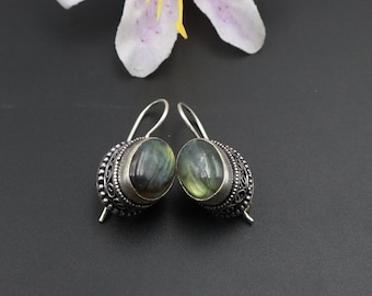 Natural Fiery Labradorite Earrings\Natural Labradorite Gemstone earrings\Labradorite Statement Earrings\Silver Plated Earrings