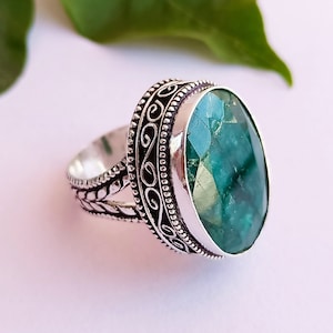 Oval Cut Emerald Ring\ Handmade Emerald Ring\ Sterling Silver Plated Emerald Ring\ Gemstone ring\ Green emerald Gemstone ring