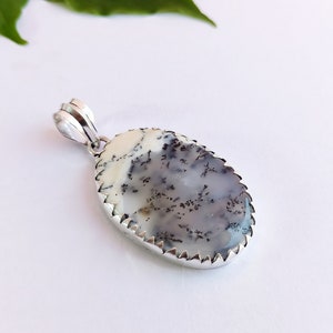 Natural Dendrite opal pendant necklace\Unique Vintage Dendrite Opal pendant Necklace\Dendrite opal Jewellery\ Gift For Her\ Women&#39;s Necklace