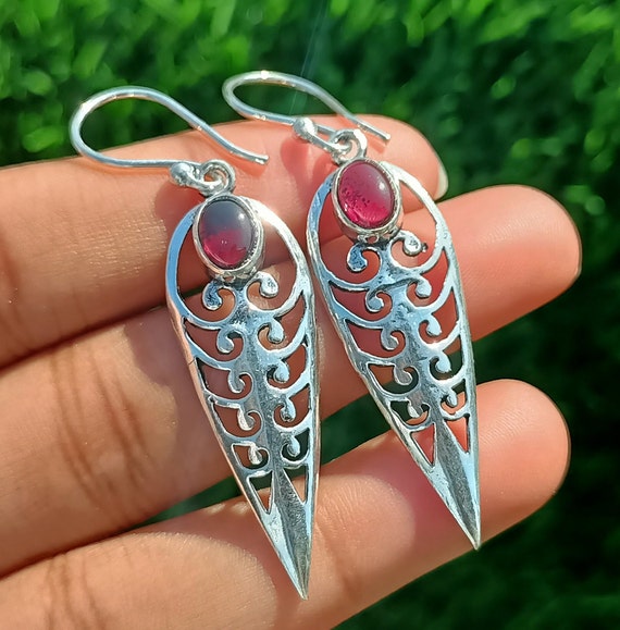 Rajasthani Filigree Silver & Garnet Earrings Rajasthani Filigree Silver & Garnet Earrings