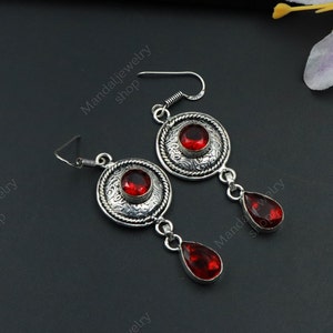 Garnet dangle Drop Earrings\handmade Silver garnet earrings\Garnet earrings\Dangle Earrings\Gift for Her\Handmade Unique Earrings