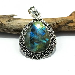 Natural fiery Labradorite Vintage Pendant Necklace\ Handmade Sterling Silver Plated Women Pendant\ Labradorite jewellery\