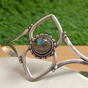 Labradorite Handmade Silver Plated bangle- labradorite bracelet- Silver tone bracelet- Natural labradorite bracelet - labradorite jewelry